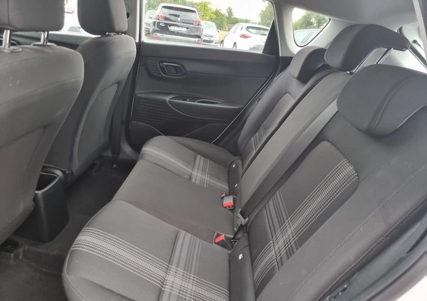 Hyundai Bayon cena 39700 przebieg: 3424, rok produkcji 2021 z Strzelin małe 277